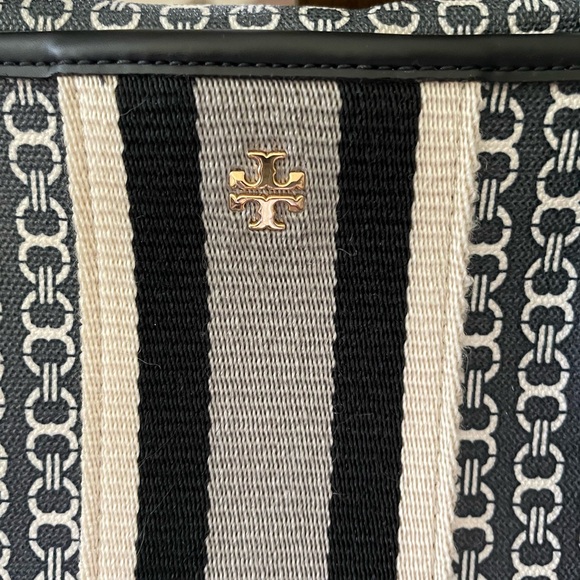 Tory Burch shoulder Bag Authentic - Picture 2 of 11